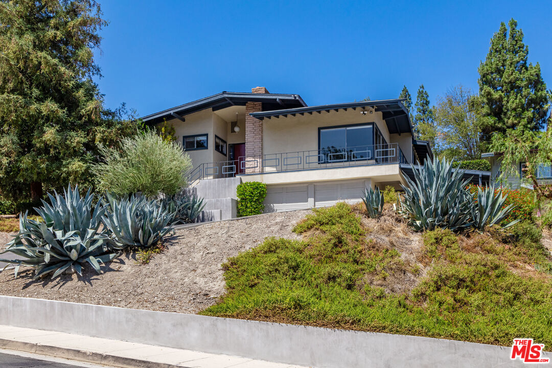 Woodland Hills House